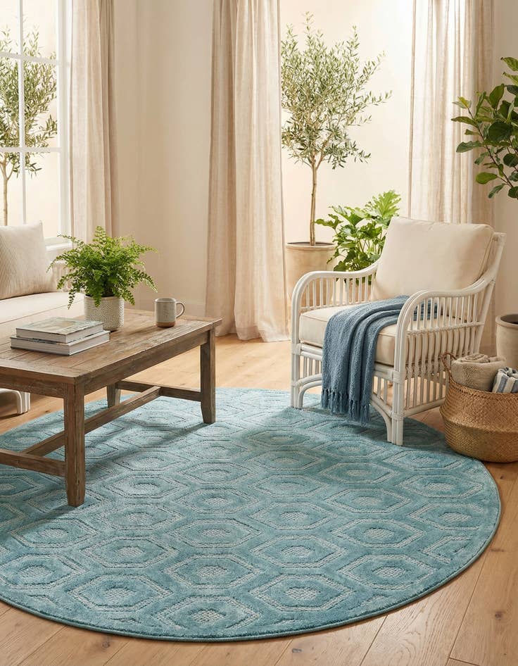 Detail image of 7' x 7'  Washable Trellis Textured Indoor / Outdoor Round Rug