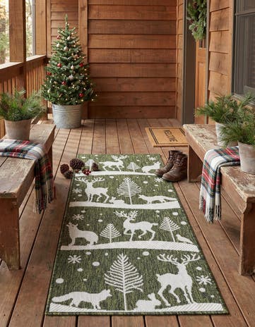 2' x 5' 3 Easy-Clean Holiday Indoor / Outdoor Runner Rug