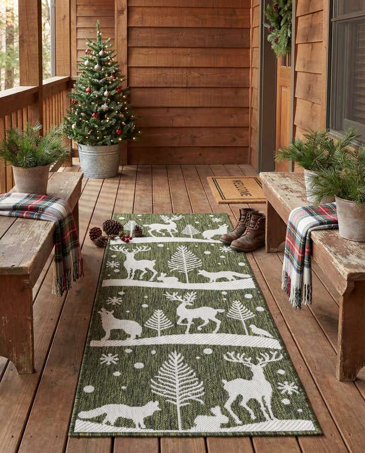 2' x 5' 3 Easy-Clean Holiday Indoor / Outdoor Runner Rug