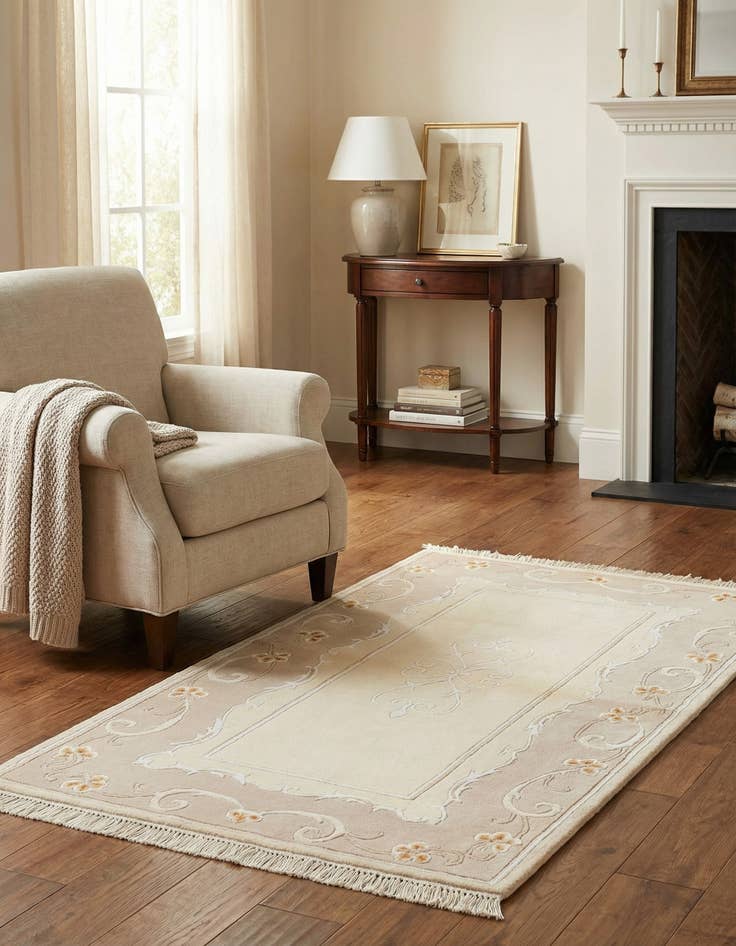 Detail image of  2' 8 x 4' 11  Hand Knotted Darya Wool Rug