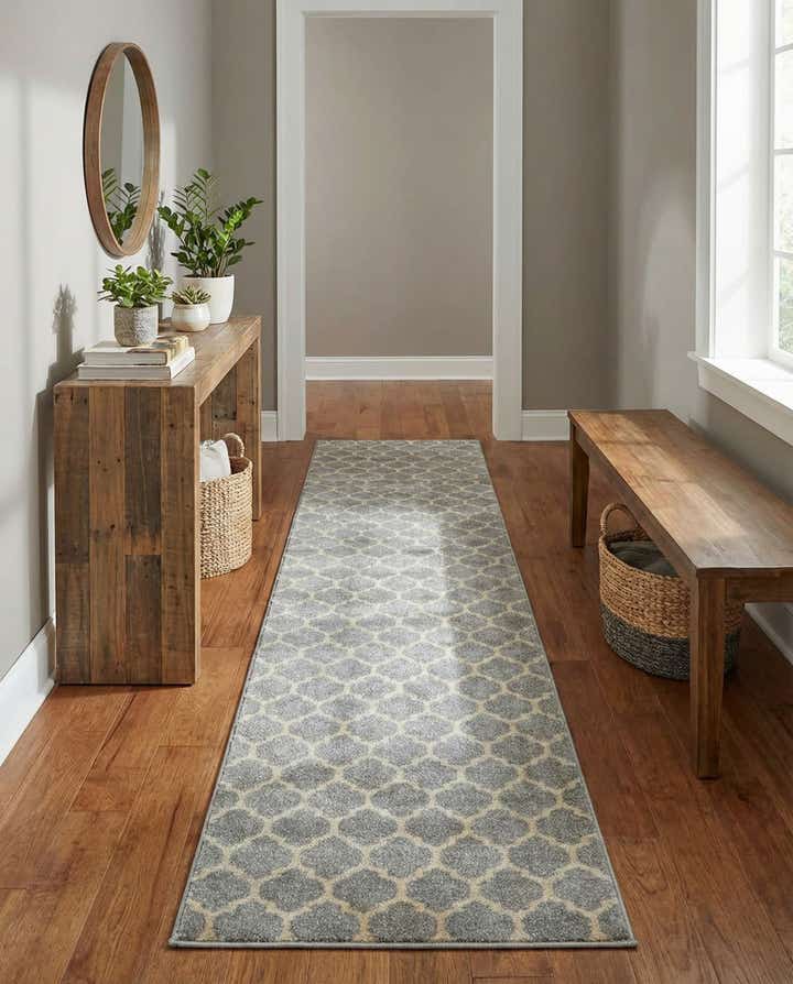 2' 7 x 16' 5 Lattice Runner Rug