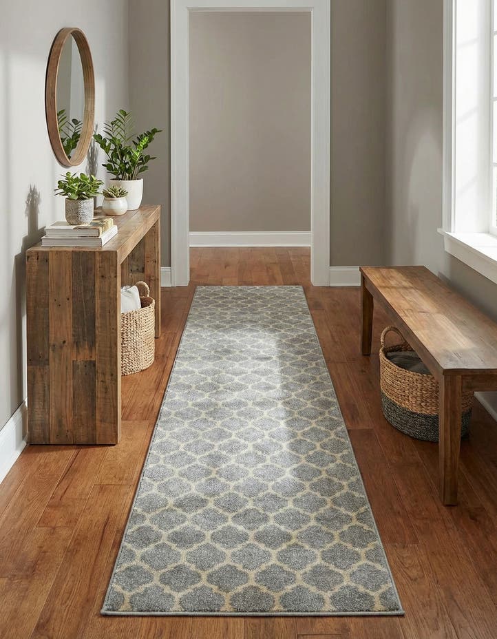 2' 7 x 16' 5 Lattice Runner Rug