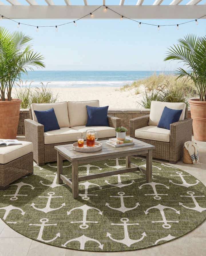 7' 10 x 7' 10 Easy-Clean Coastal Indoor / Outdoor Round Rug