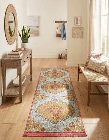 2' 7 x 10' Santiago Runner Rug