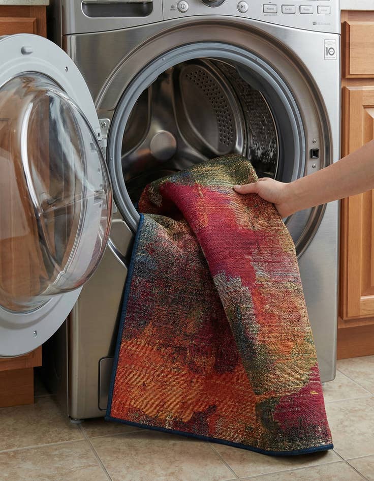 Detail image of 2' 7 x 5' 3  Washable Modern Indoor / Outdoor Runner Rug