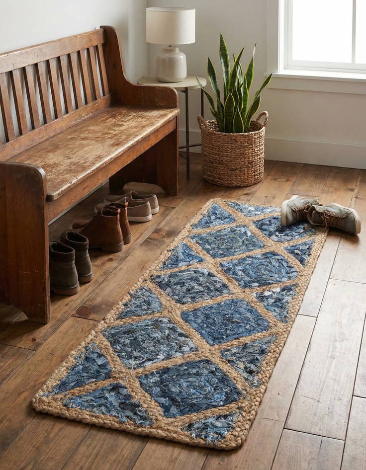 Detail image of 0' 9 x 2' 6  Hand Braided Jute Stair Rug