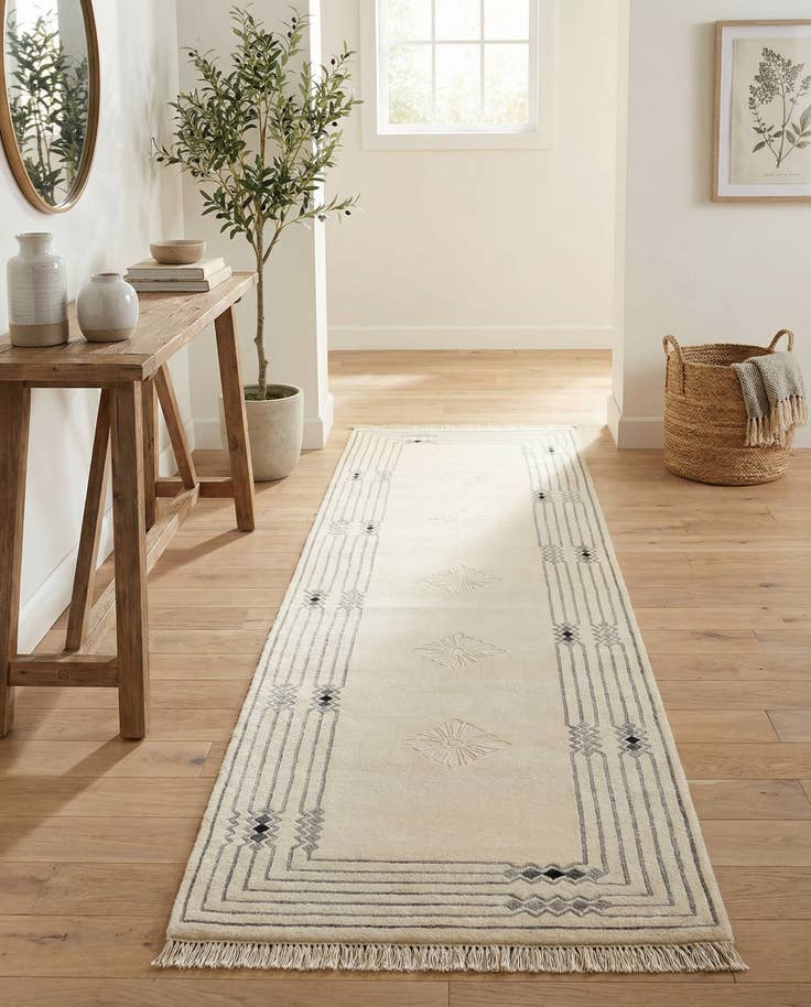 Detail image of 2' 7 x 10' 2 Hand Knotted Darya Wool Runner Rug
