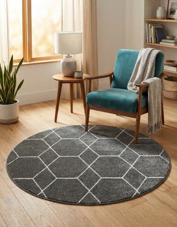 4' x 4' Lattice Frieze Round Rug