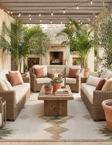 Ivory Easy-Clean Baja Indoor / Outdoor Rug