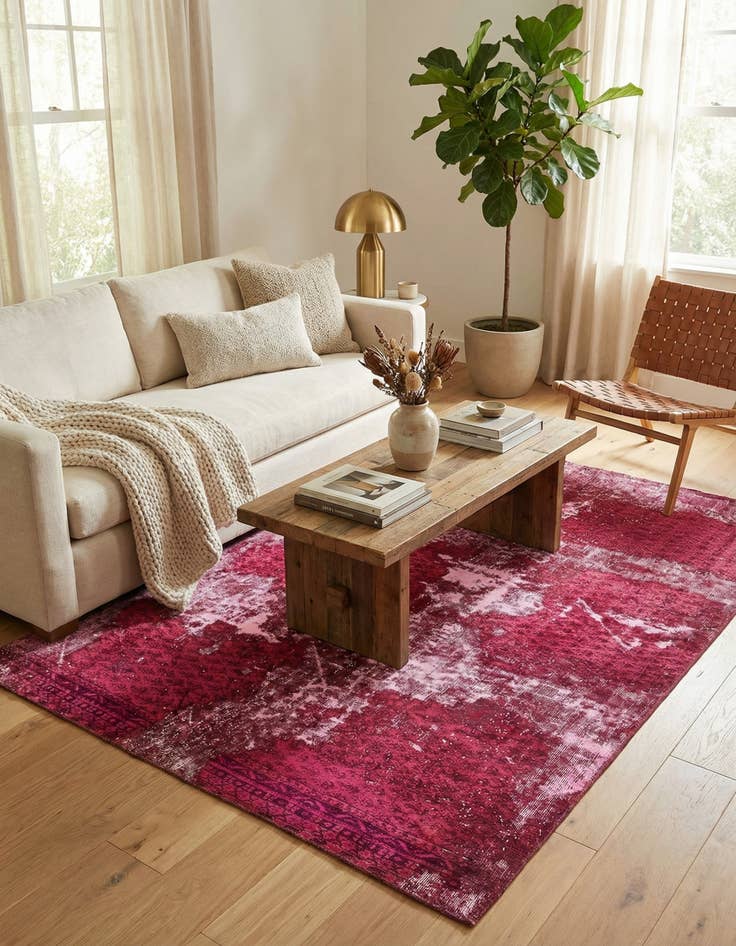 Detail image of 4' 7 x 6' 7  Hand Knotted Ultra Vintage Persian Wool Rug