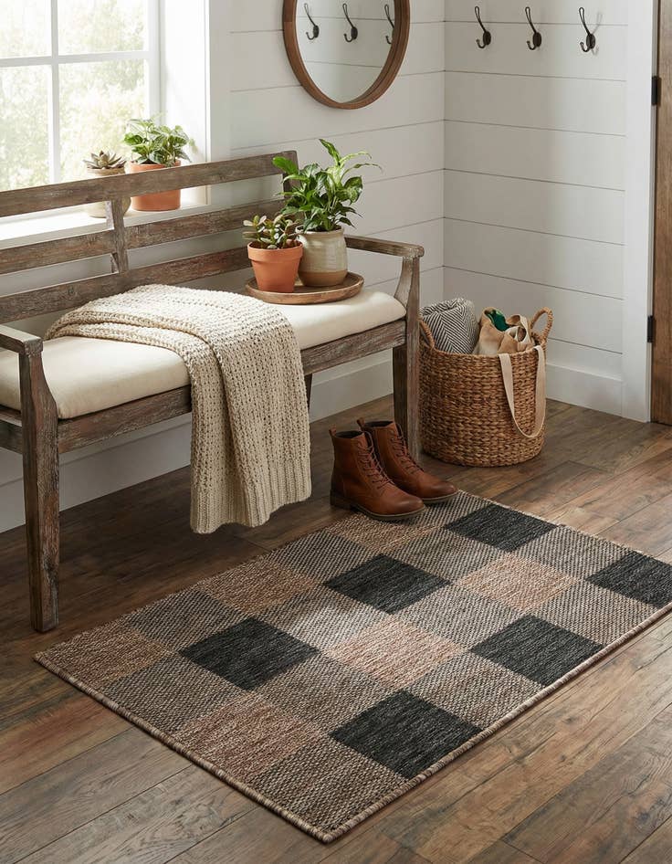 Detail image of 2' x 3' Easy-Clean Checkered Indoor / Outdoor Rug