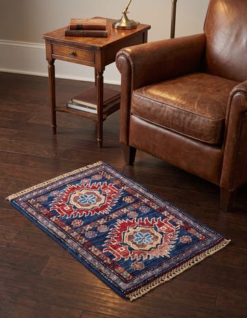 1' 4 x 2' Hand Knotted Ziegler Rug