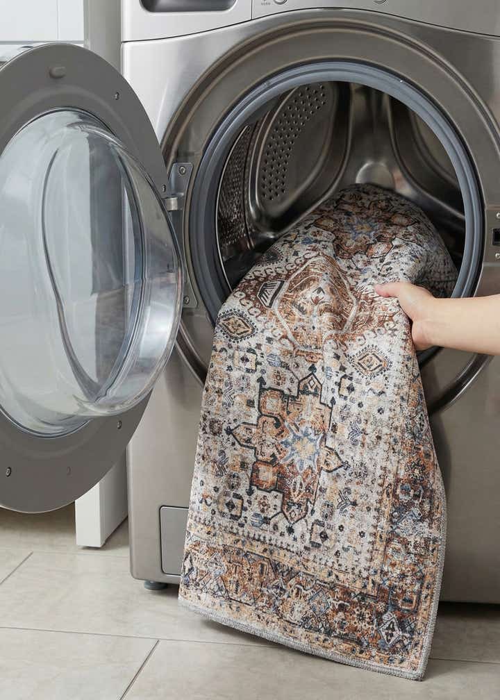 2' x 3' Washable Yara Rug