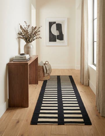 2' 5 x 6' 8 Hand Woven Kilim Modern Wool Runner Rug