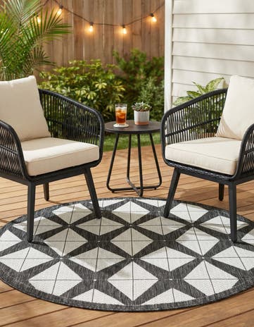4' x 4' Easy-Clean Modern Indoor / Outdoor Round Rug