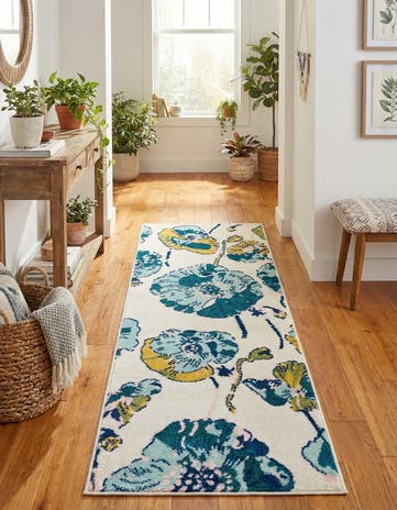 White Bloom Runner Rug