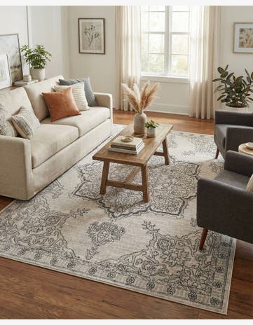 7' x 10' Nyla Rug