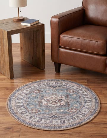 Soft Green Washable Timeless Round Rug