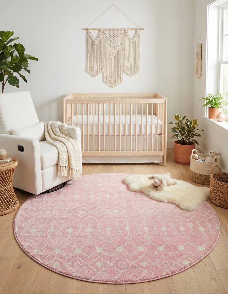 Detail image of 6' x 6' Moroccan Trellis Round Rug