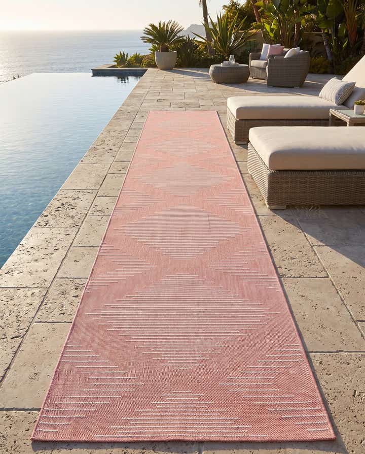 3' 3 x 14' Easy-Clean Modern Indoor / Outdoor Runner Rug