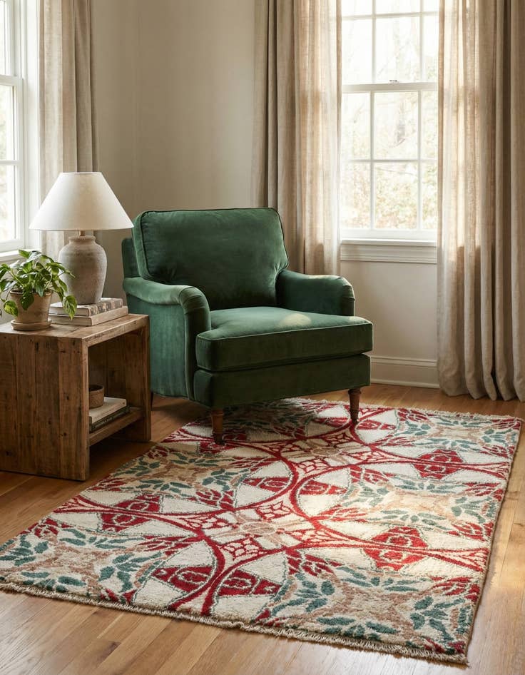 Detail image of 4' 1 x 6'  Hand Knotted Darya Wool Rug