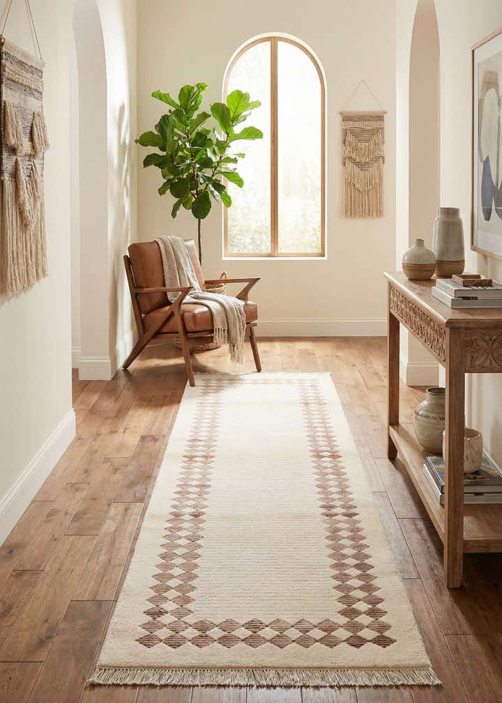 2' 8 x 9' 9 Hand Knotted Darya Wool Runner Rug