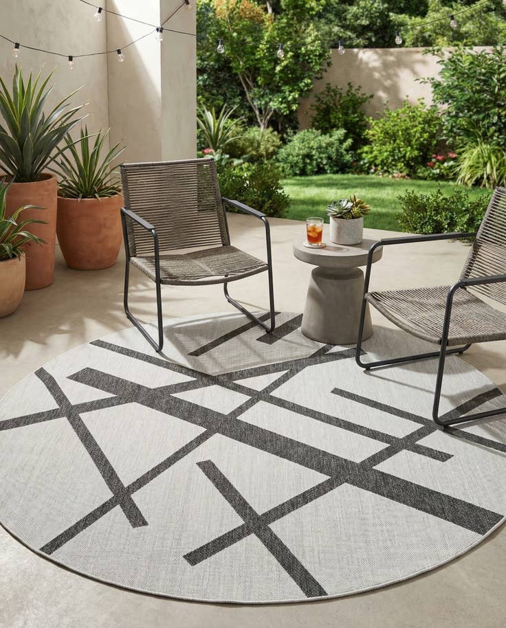 Detail image of 10' x 10' Easy-Clean Modern Indoor / Outdoor Round Rug