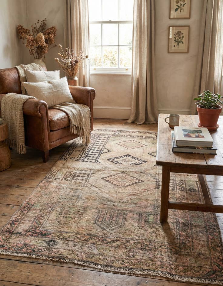 Detail image of 2' 6 x 4'  Hand Knotted Ultra Vintage Persian Wool Rug