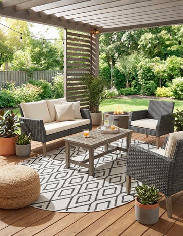 Ivory Easy-Clean Jill Zarin Turks and Caicos Indoor / Outdoor Oval Rug