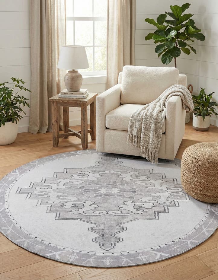 5' x 5' Washable Timeless Round Rug