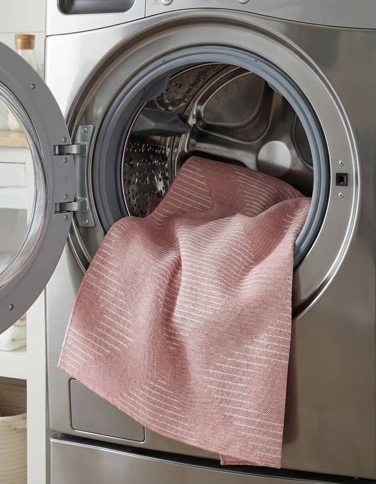 Detail image of 3' 3 x 14'  Washable Modern Indoor / Outdoor Runner Rug