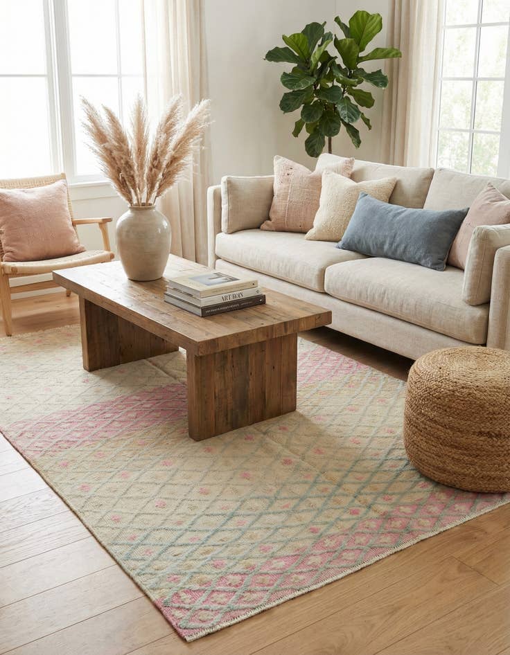 Detail image of 5' x 7'  Hand Knotted Darya Wool Rug