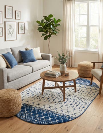 5' 3 x 8' Moroccan Trellis Oval Rug