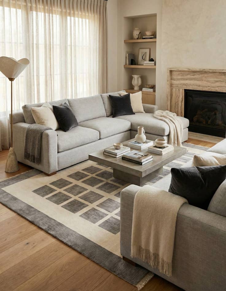 Detail image of 8' 2 x 11' 5  Hand Knotted Darya Wool Rug