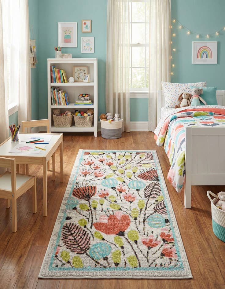 Detail image of 2' 2 x 4' Flowers Whimsy Kids Runner Rug