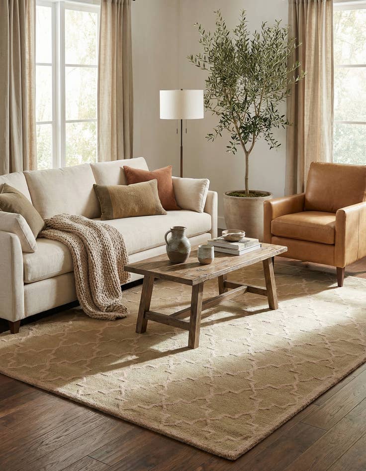 Detail image of 5' x 7' 10 Luna Wool Rug