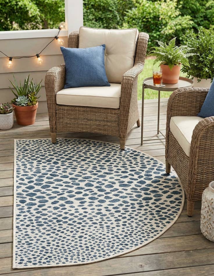 Detail image of  2' 7 x 4'  Washable Jill Zarin Cape Town Indoor / Outdoor Hearth Rug