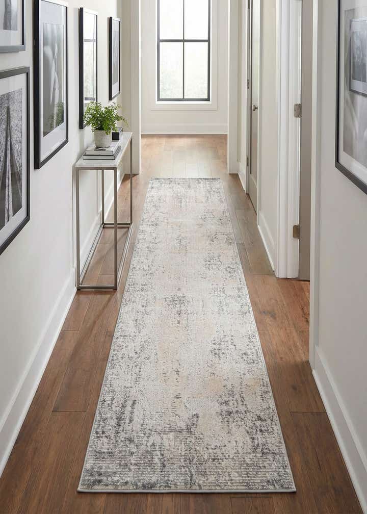 2' 7 x 10' Caspian Runner Rug