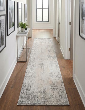 2' 7 x 10' Caspian Runner Rug