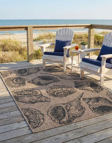 5' 3 x 8' Easy-Clean Coastal Indoor / Outdoor Rug