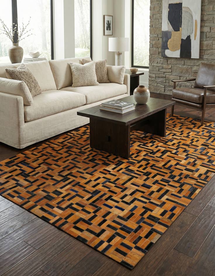 Detail image of  5' 1 x 8' Cowhide - Patchwork Rug