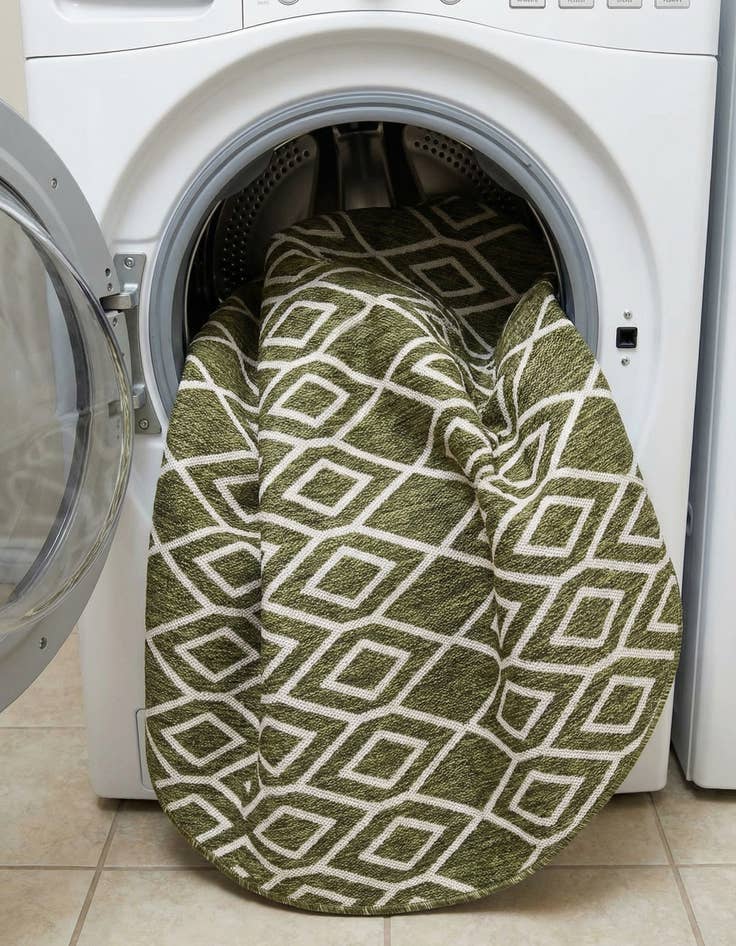 Detail image of 6' 7 x 6' 7  Washable Jill Zarin Turks and Caicos Indoor / Outdoor Round Rug