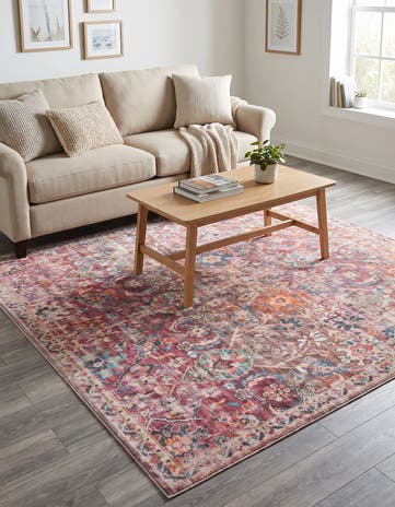 7' 3 x 7' 3 Washable Nostalgia Square Rug