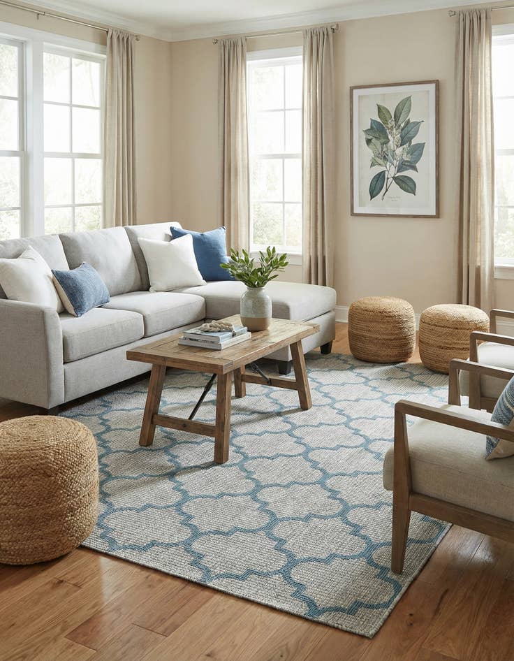 Detail image of 7' x 10' Easy-Clean Trellis Indoor / Outdoor Rug