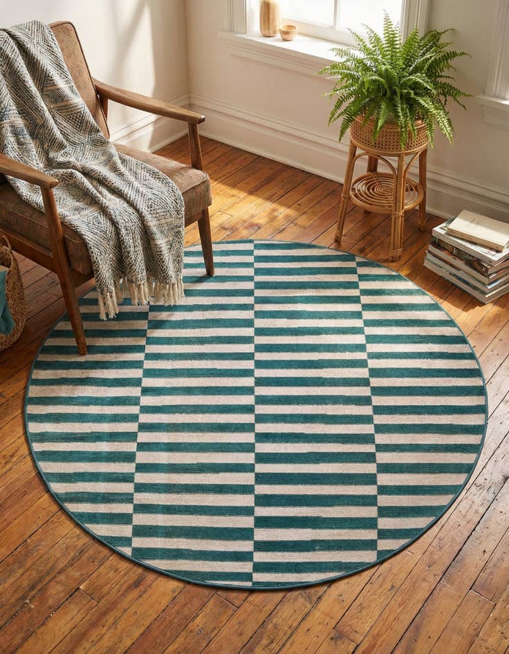Detail image of 3' 7 x 3' 7 Tribeca Round Rug