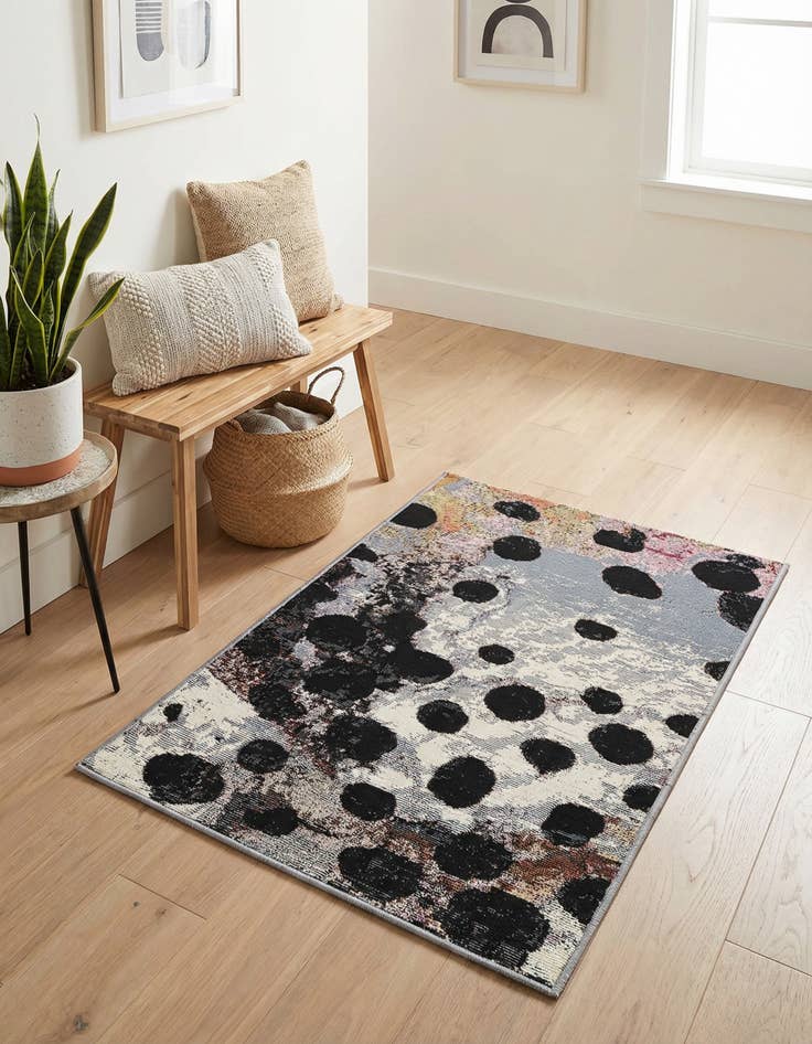 Detail image of 2' x 3' Easy-Clean Modern Indoor / Outdoor Rug