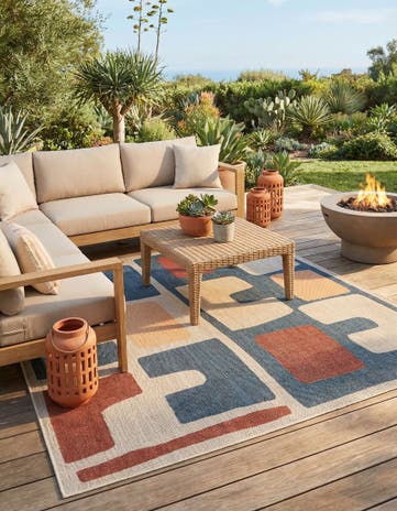 7' 10 x 7' 10 Easy-Clean Baja Indoor / Outdoor Square Rug