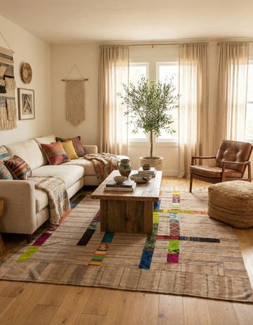 7' x 10' Hand Woven Kilim Patchwork Wool Rug