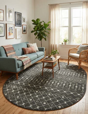 7' 10 x 10' Moroccan Trellis Oval Rug