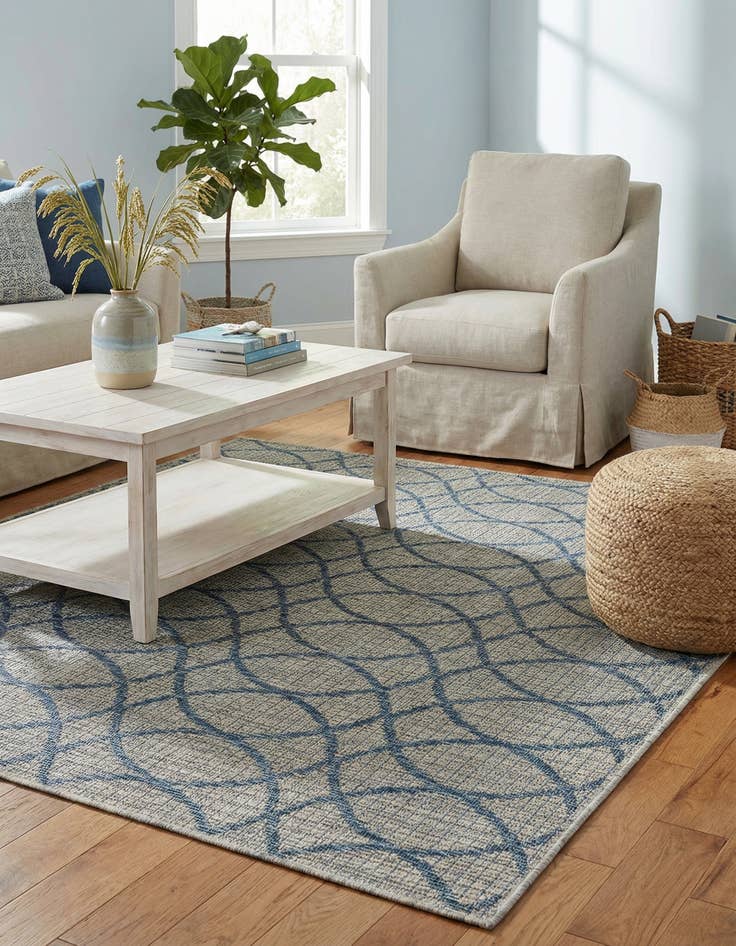 Detail image of 4' x 6'  Washable Trellis Indoor / Outdoor Rug